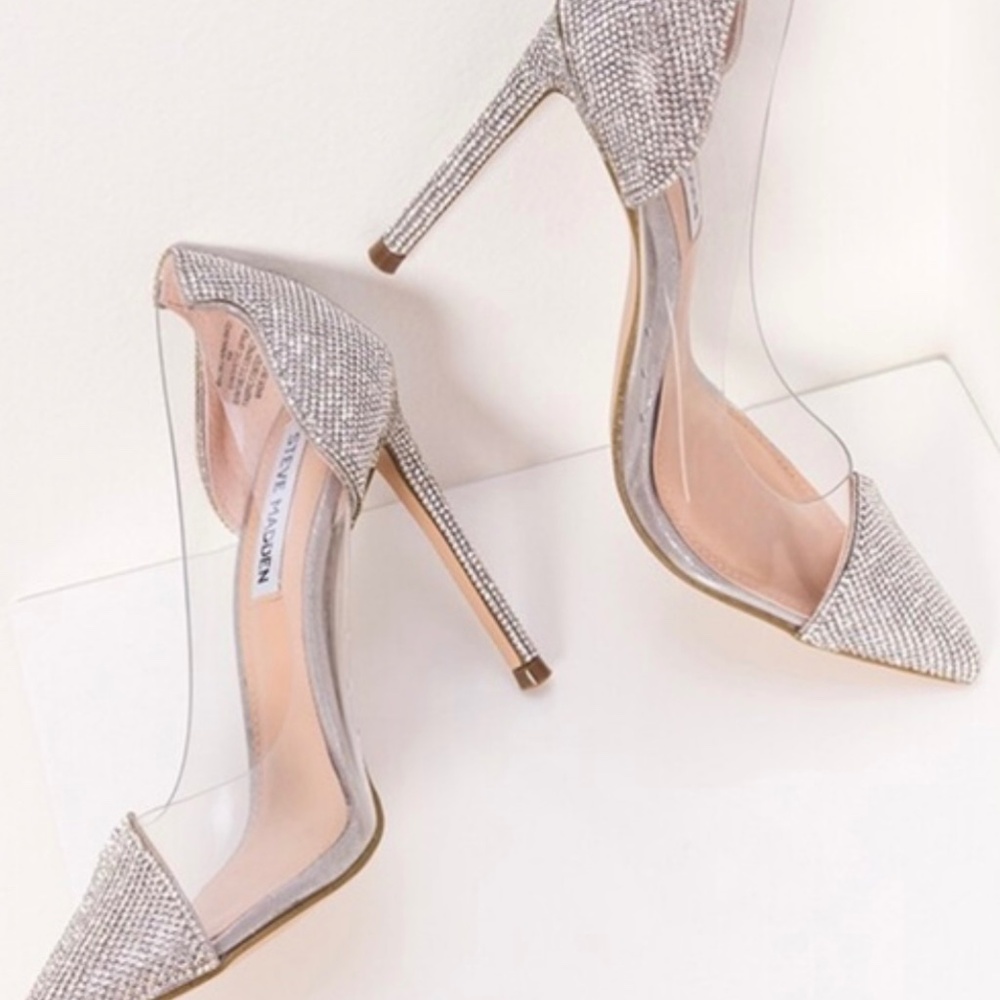 Women’s Steve Madden Lili studded jeweled heel, silver clear pointed toe